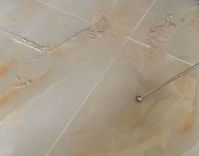 疏附瓷砖空鼓维修公司分享粘合剂选择不当在瓷砖铺贴过程中可能导致以下问题